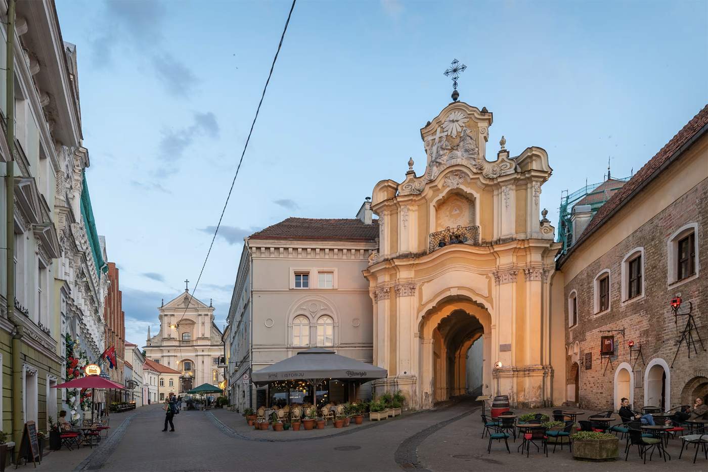 Cities around the world are prioritizing pedestrians, from expanding trails and bike lanes to creating more sustainable green spaces and parks. PHOTOGRAPH BY GEORGE PACHANTOURIS, GETTY IMAGE